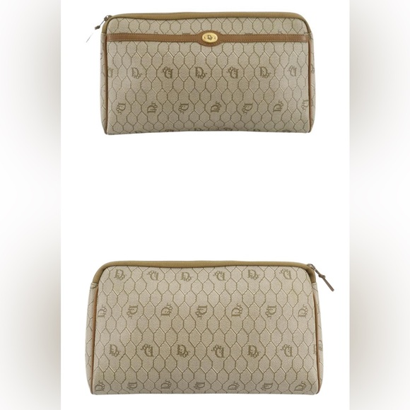 DIOR Honeycomb PVC Leather Cosmetic Bag ๐ - Picture 1 of 3